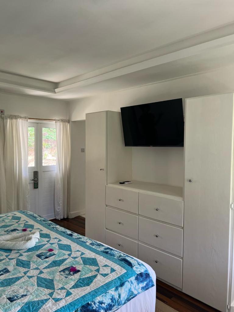 Bequia Plantation Hotel Port Elizabeth Bagian luar foto